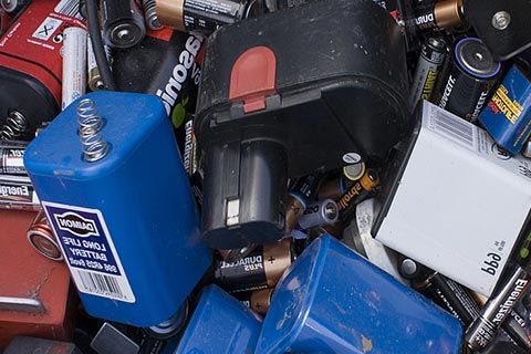 ㊣阿鲁科尔沁旗天山口上门回收汽车电池㊣胶体电池回收价格表㊣收废旧叉车蓄电池